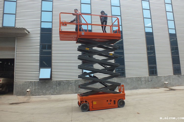 成都自行式升降机