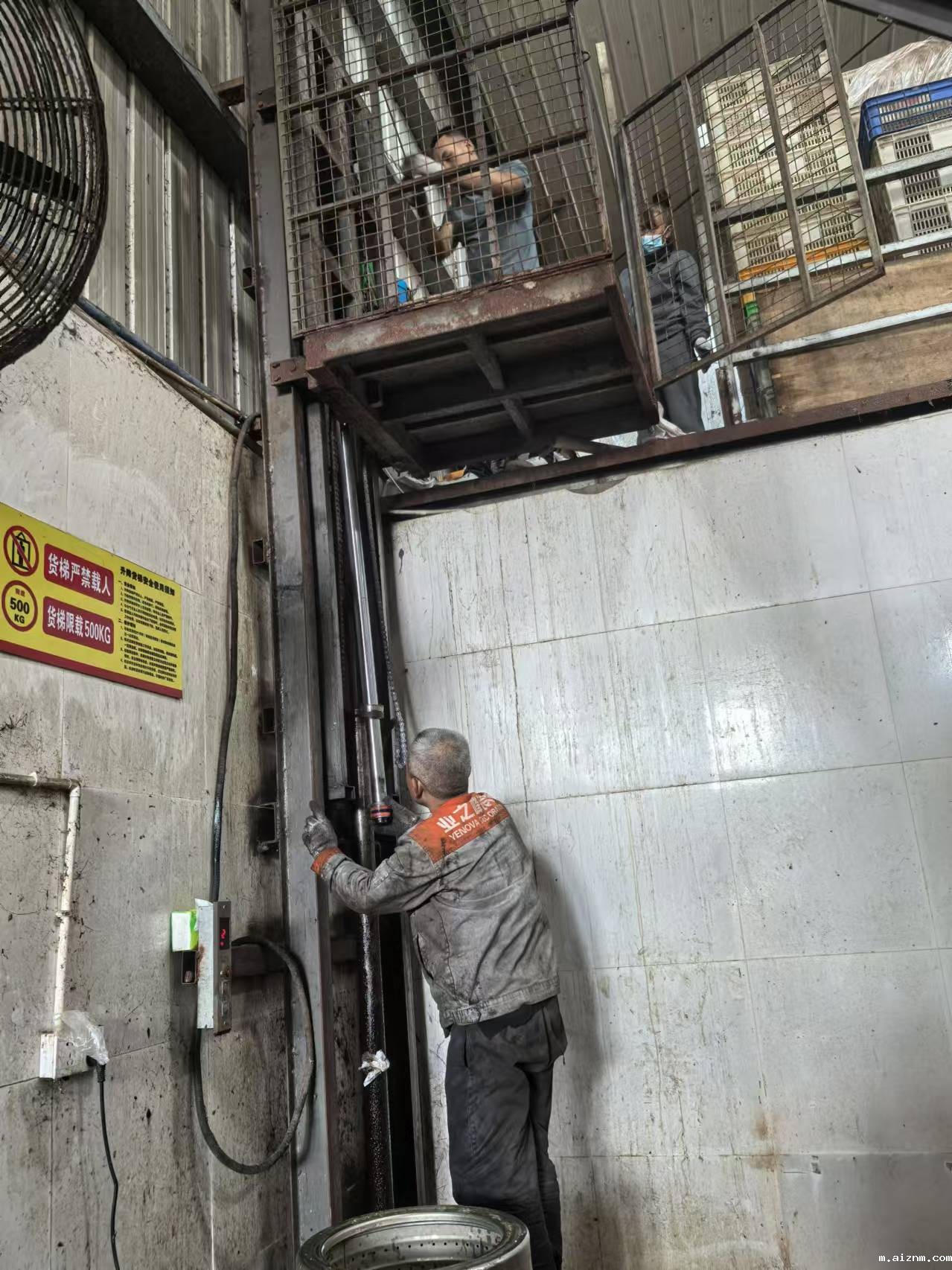 成都维修升降机